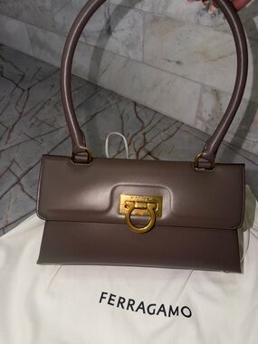 Salvatore Ferragamo Trifolio leather Swing bag brand new PRICE IS FIRM